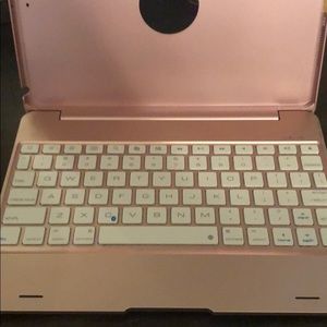 iPad keyboard case